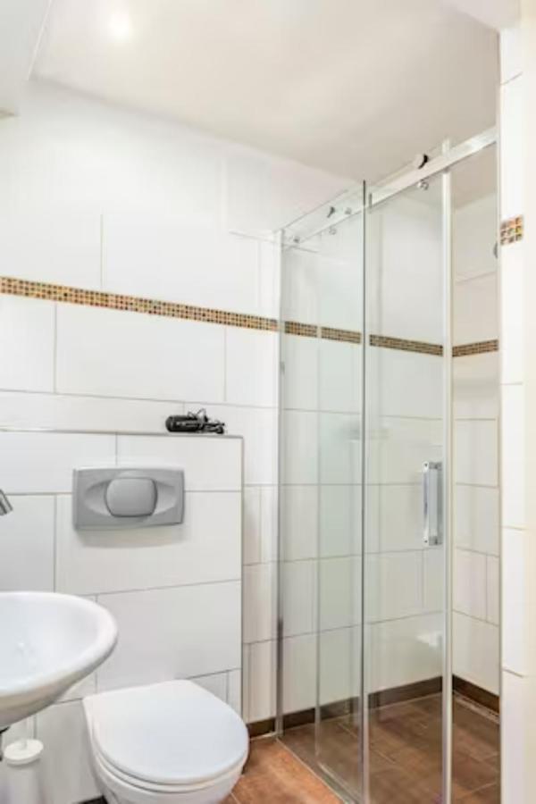 Gemuetliche 3-Zkb Wc Souterrainwohnung In Bestlage Αμβούργο Εξωτερικό φωτογραφία